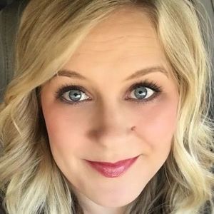 Meet your Posher, Annelise